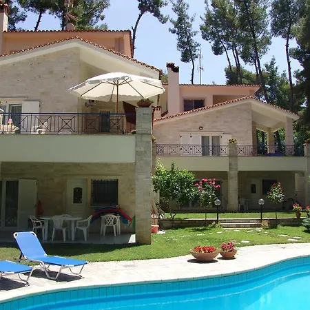 Mira Forest Residences Holiday home *